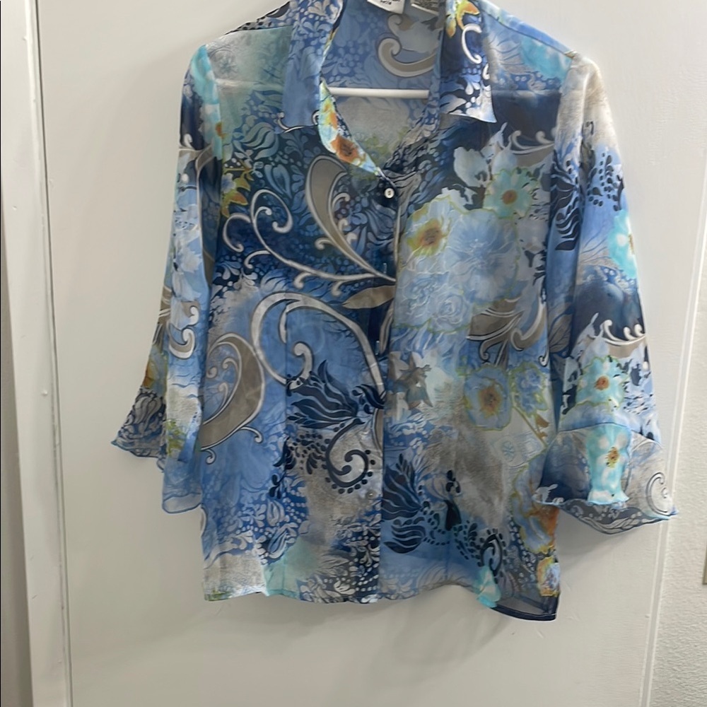Liz Baker Blue Graphic 3/4 Sleeve Blouse